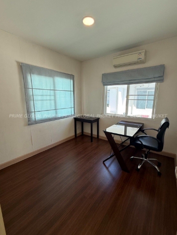 160 Sq.m House for Rent in Kohkeaw