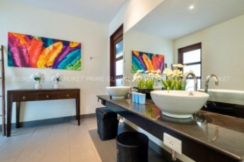 277 Sq.m Villa for Rent and Sale in Naiharn