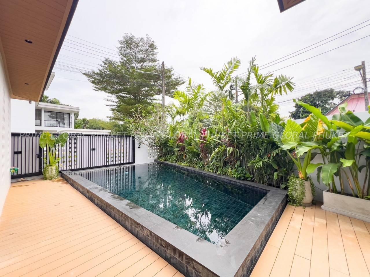 216 Sq.m Villa for Sale in Thalang