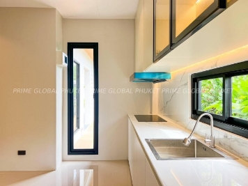 216 Sq.m Villa for Sale in Thalang