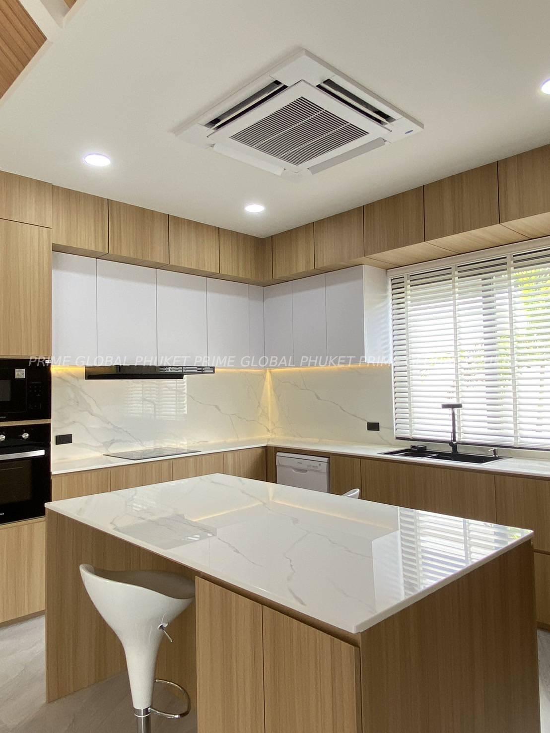 260 Sq.m Villa for Sale in Kathu