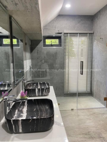 260 Sq.m Villa for Sale in Kathu