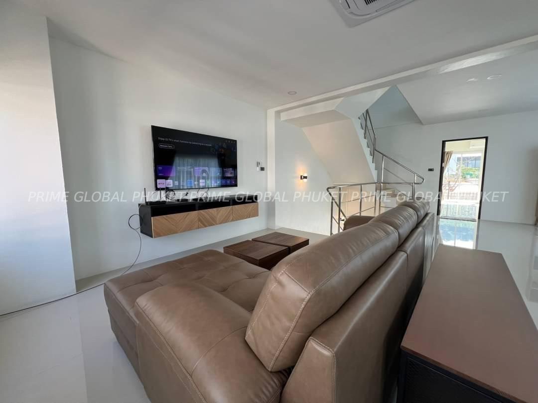 250  Sq.m Villa for Sale in Pasak