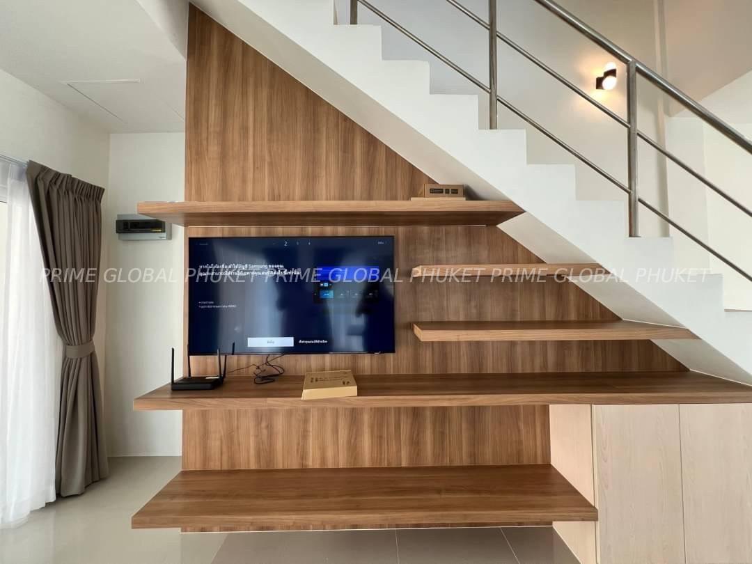 250  Sq.m Villa for Sale in Pasak