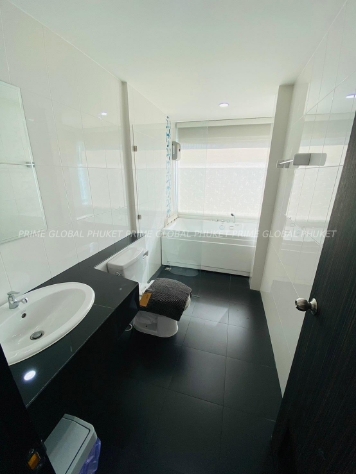 250  Sq.m Villa for Sale in Pasak