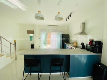 250  Sq.m Villa for Sale in Pasak