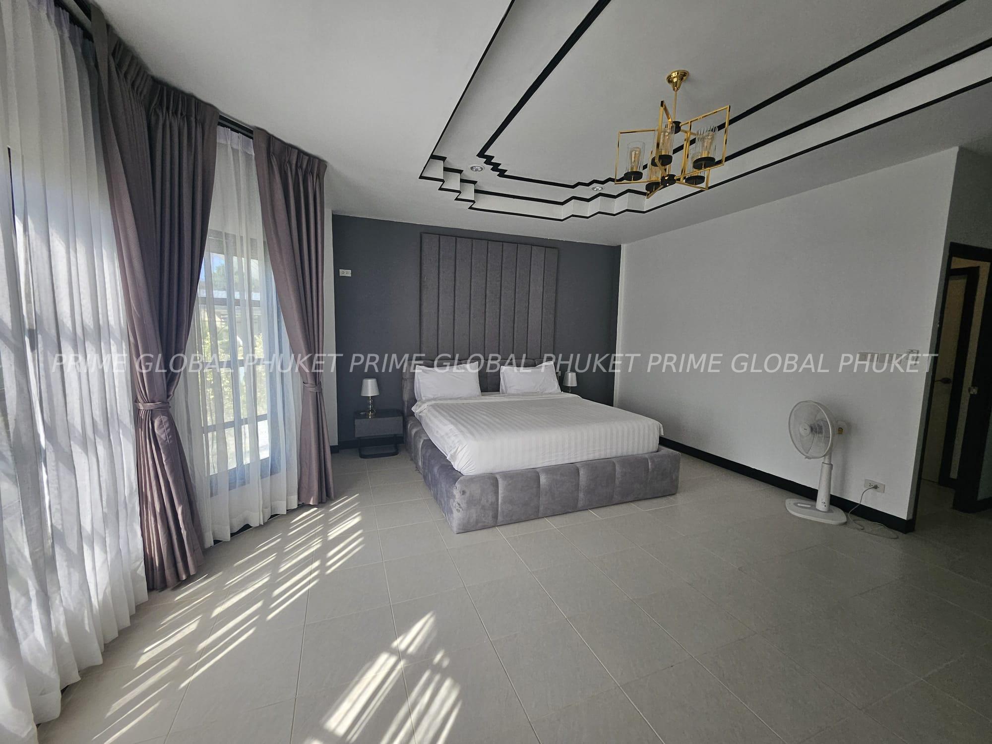 260 Sq.m Villa for Rent in Rawai
