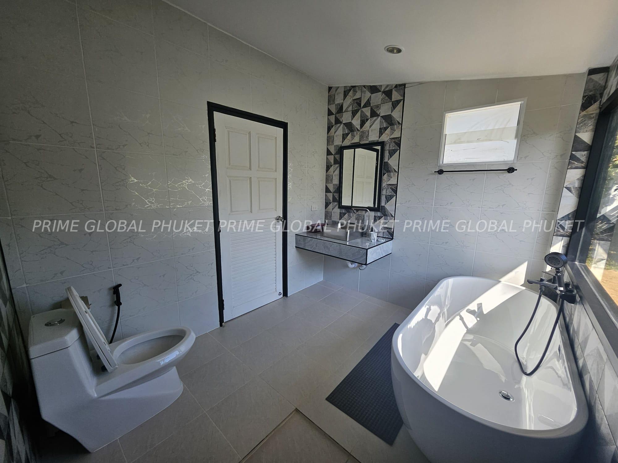 260 Sq.m Villa for Rent in Rawai