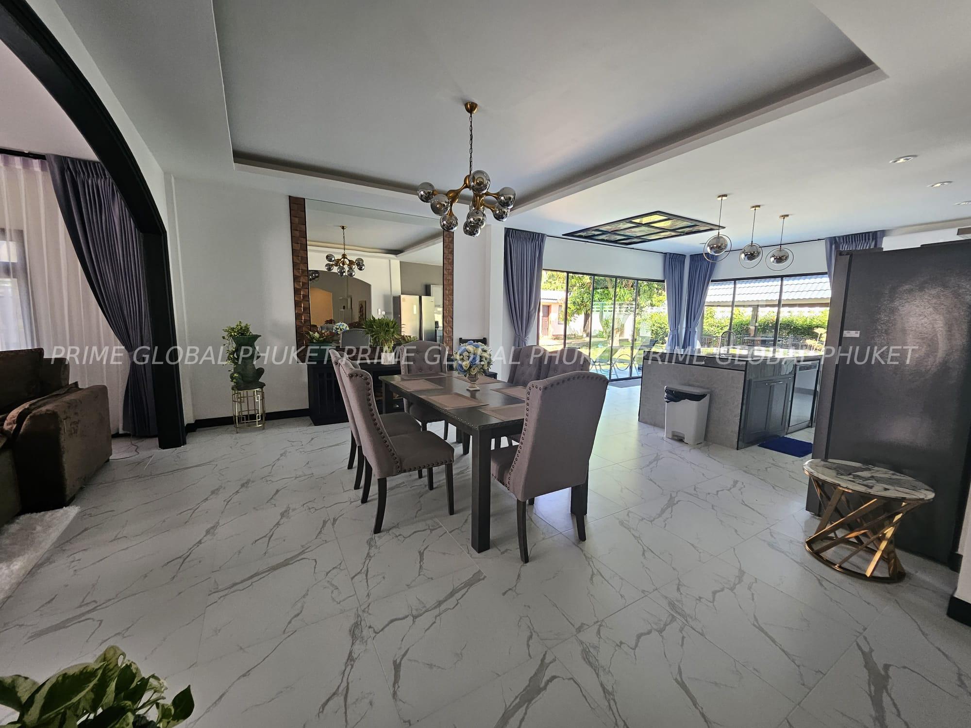 260 Sq.m Villa for Rent in Rawai