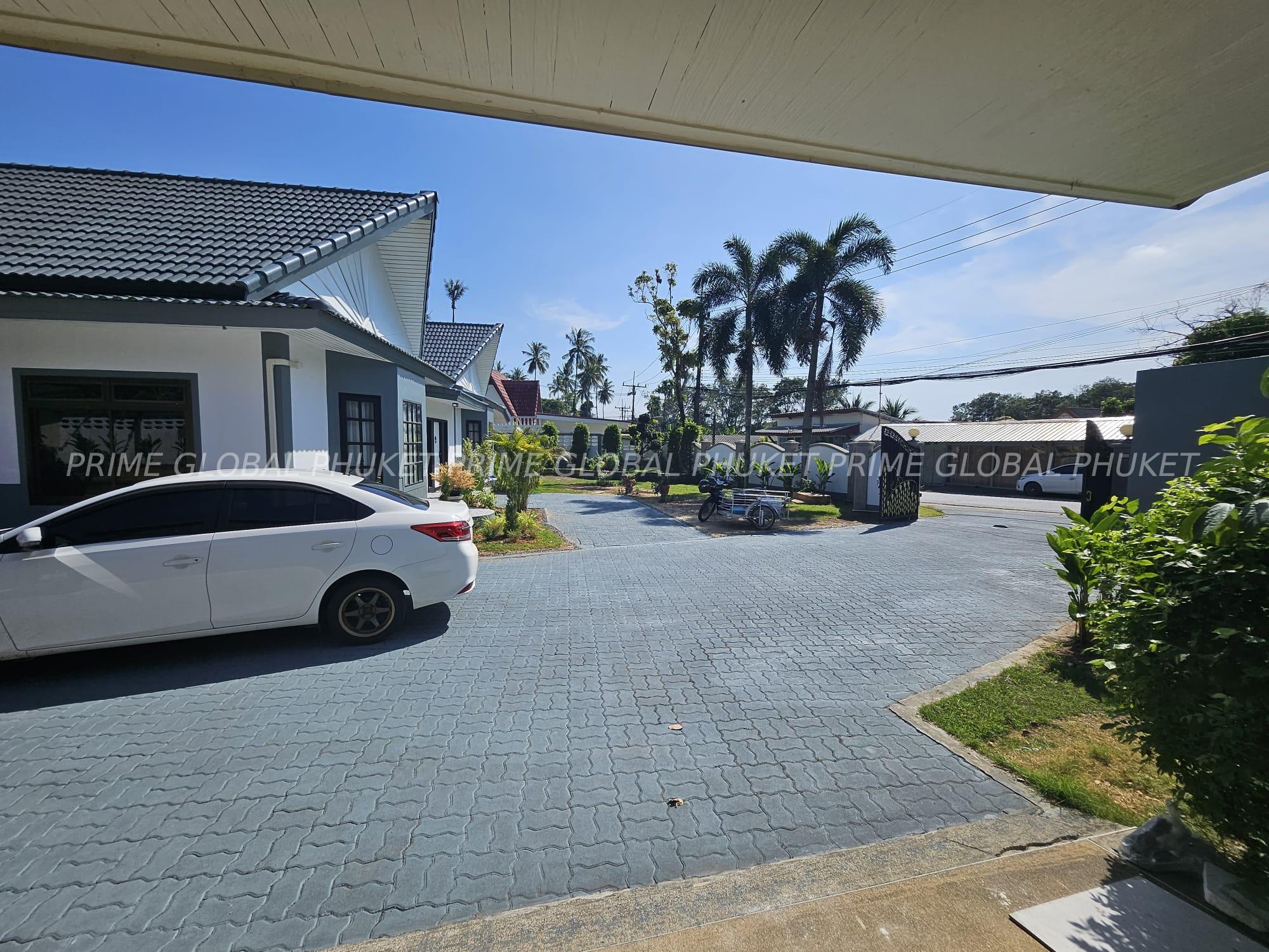 260 Sq.m Villa for Rent in Rawai