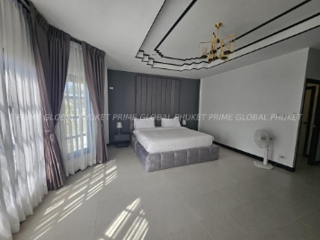 260 Sq.m Villa for Rent in Rawai