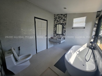260 Sq.m Villa for Rent in Rawai