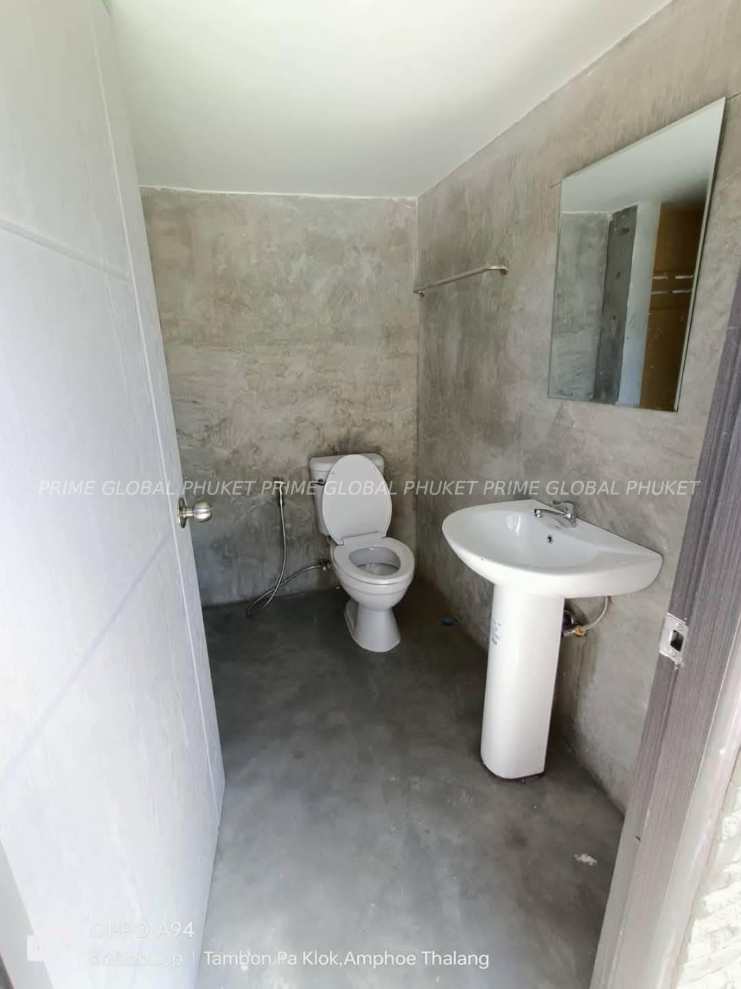400 Sq.m Villa for Rent in Thalang