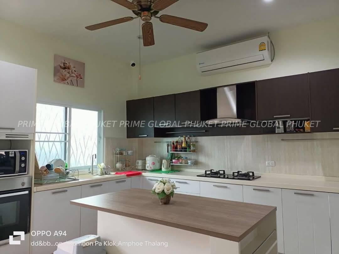 400 Sq.m Villa for Rent in Thalang