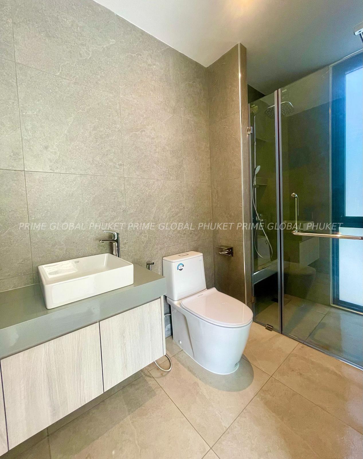 225 Sq.m Villa for Sale in Kata