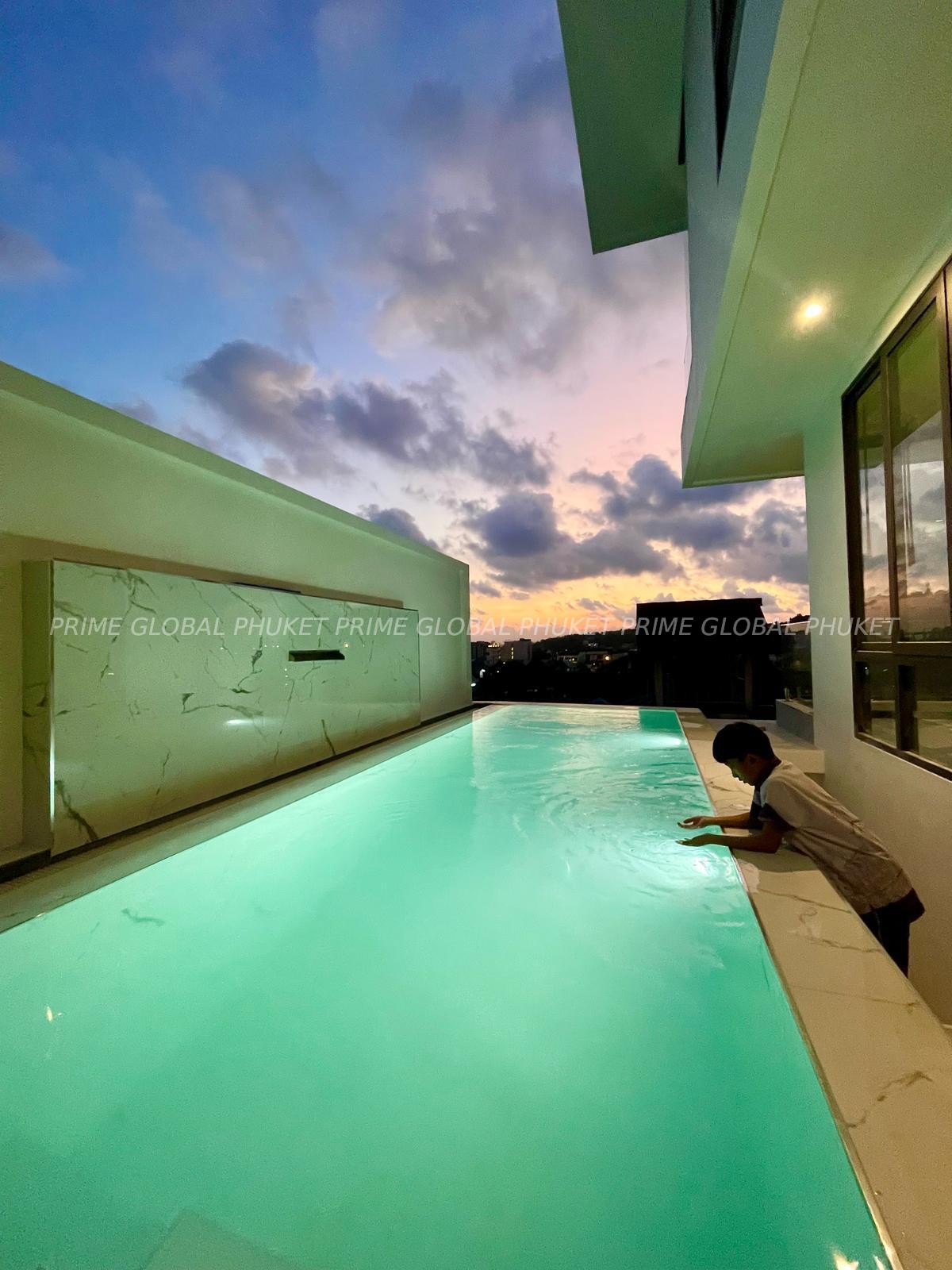 225 Sq.m Villa for Sale in Kata