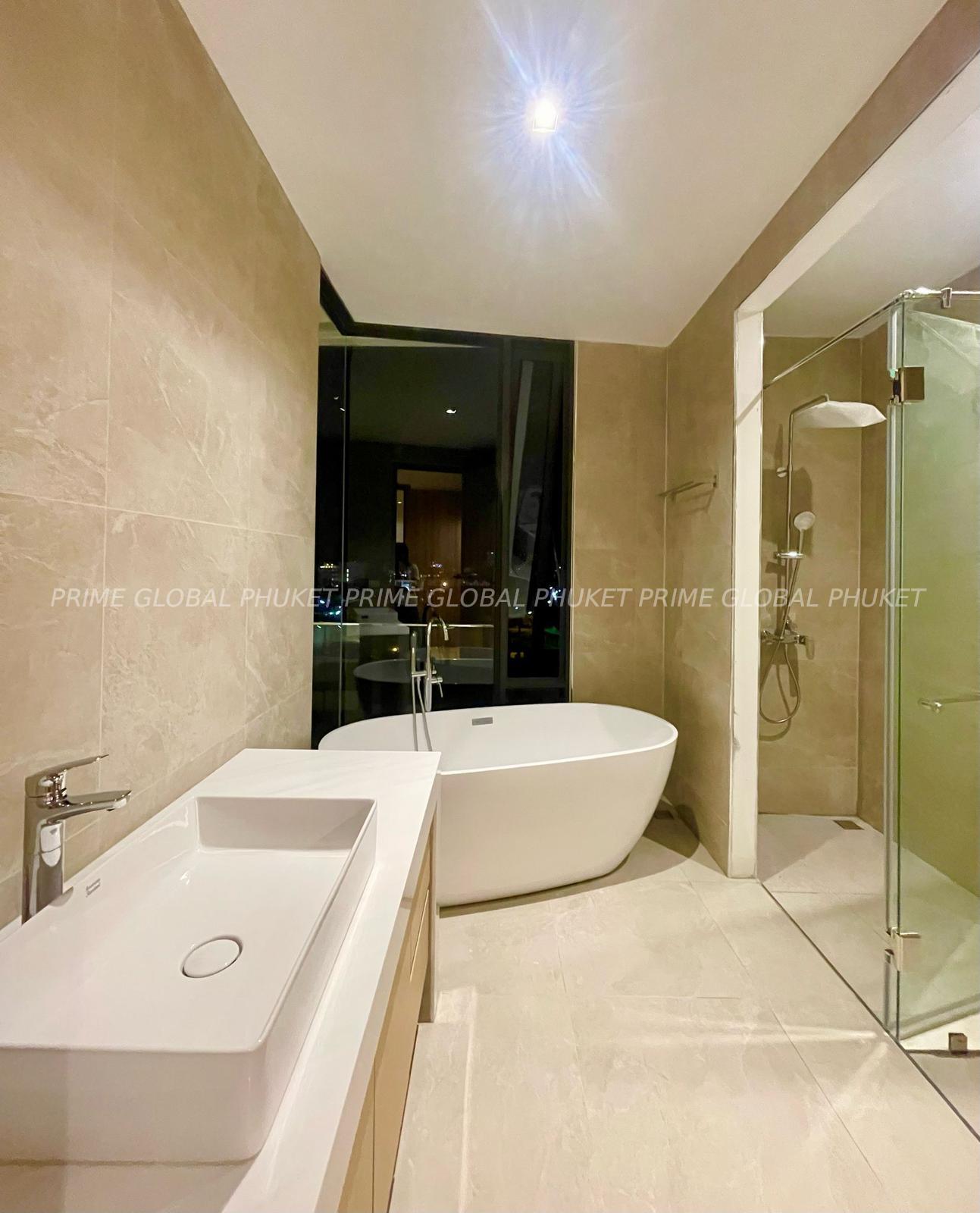 225 Sq.m Villa for Sale in Kata