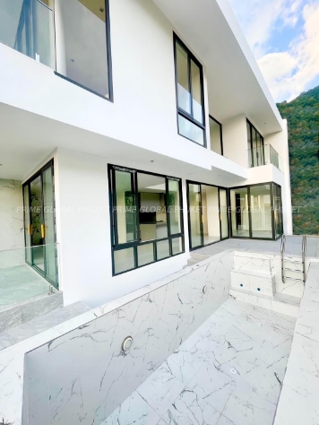 225 Sq.m Villa for Sale in Kata
