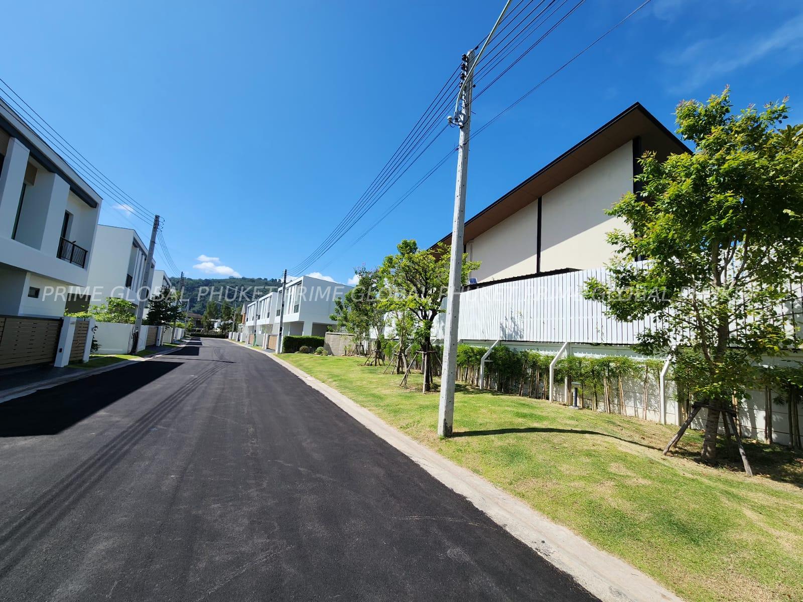 291 Sq.m Villa for Rent in Phuket town