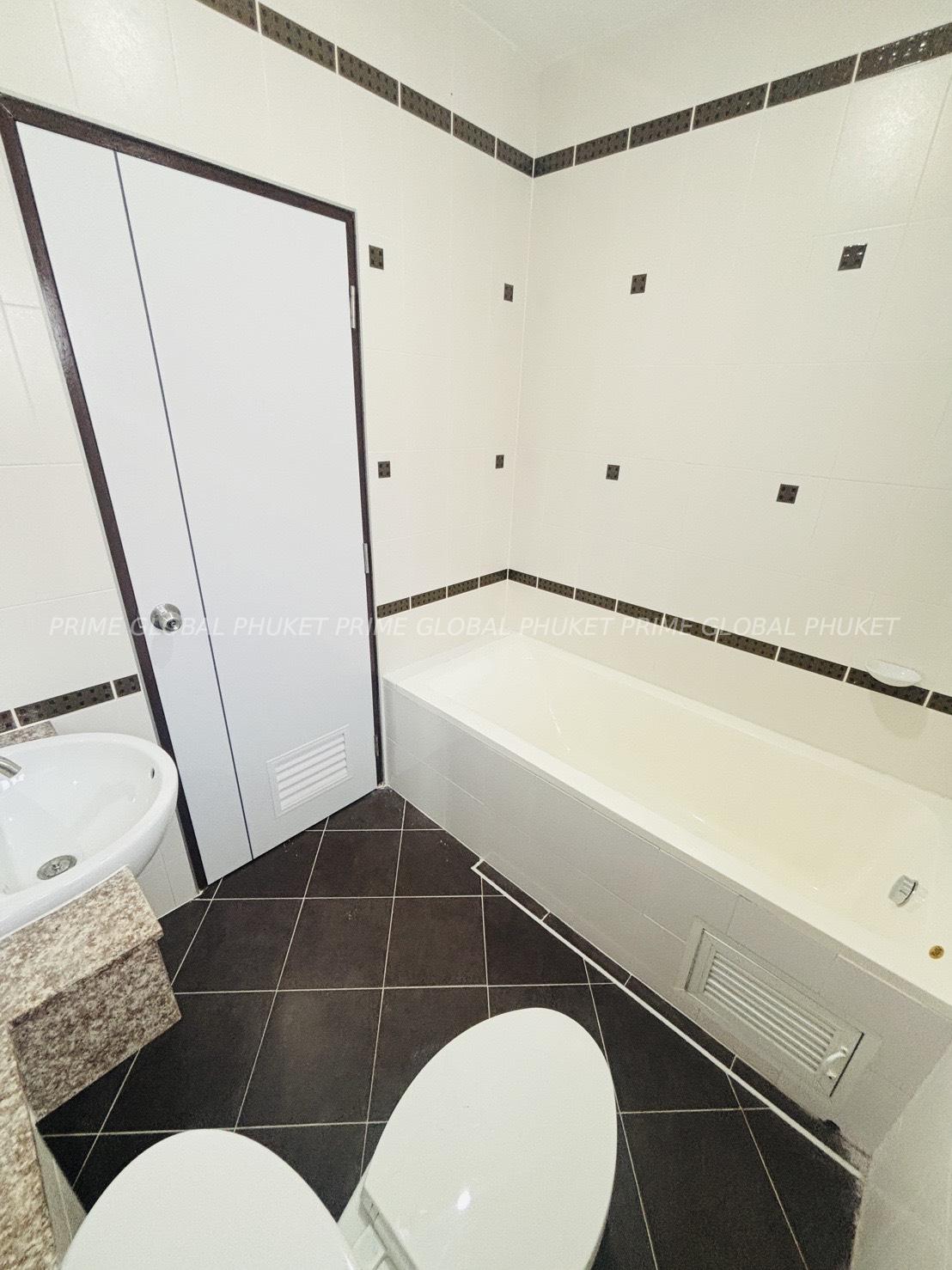 147.2 Sq.m House for Sale in Phuket town