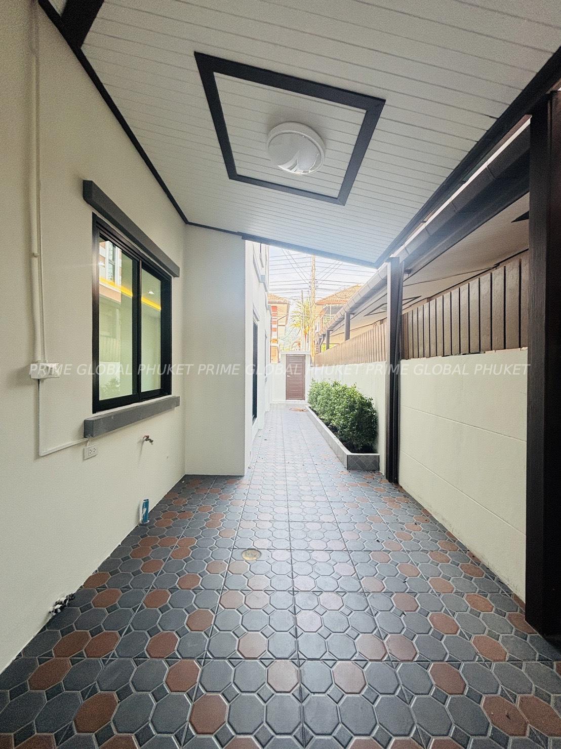147.2 Sq.m House for Sale in Phuket town