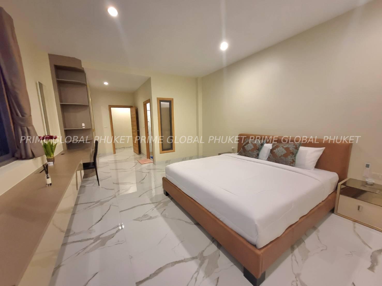 190 Sq.m Villa for Rent and Sale in Chalong