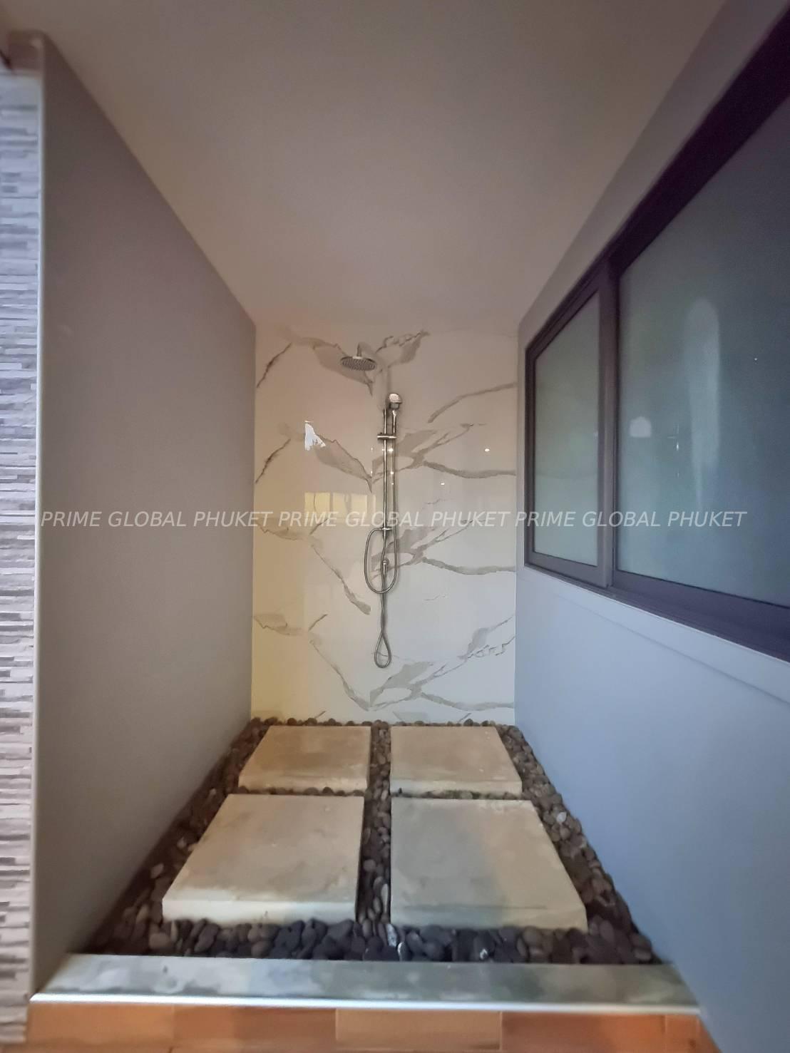 190 Sq.m Villa for Rent and Sale in Chalong