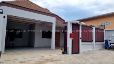190 Sq.m Villa for Rent and Sale in Chalong