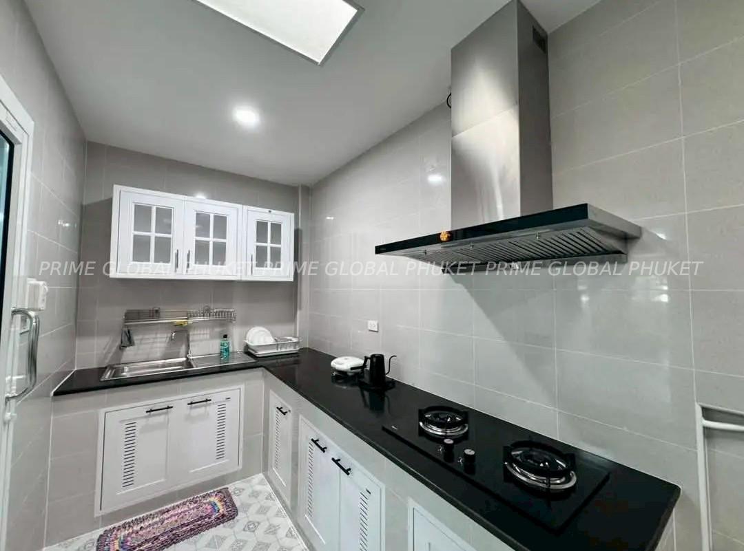 - Sq.m House for Rent in Naka