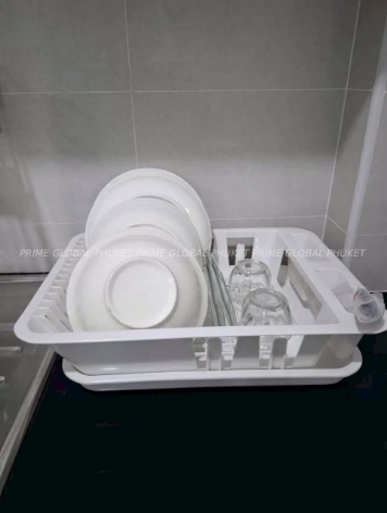 - Sq.m House for Rent in Naka