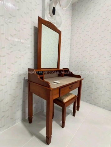 - Sq.m House for Rent in Naka