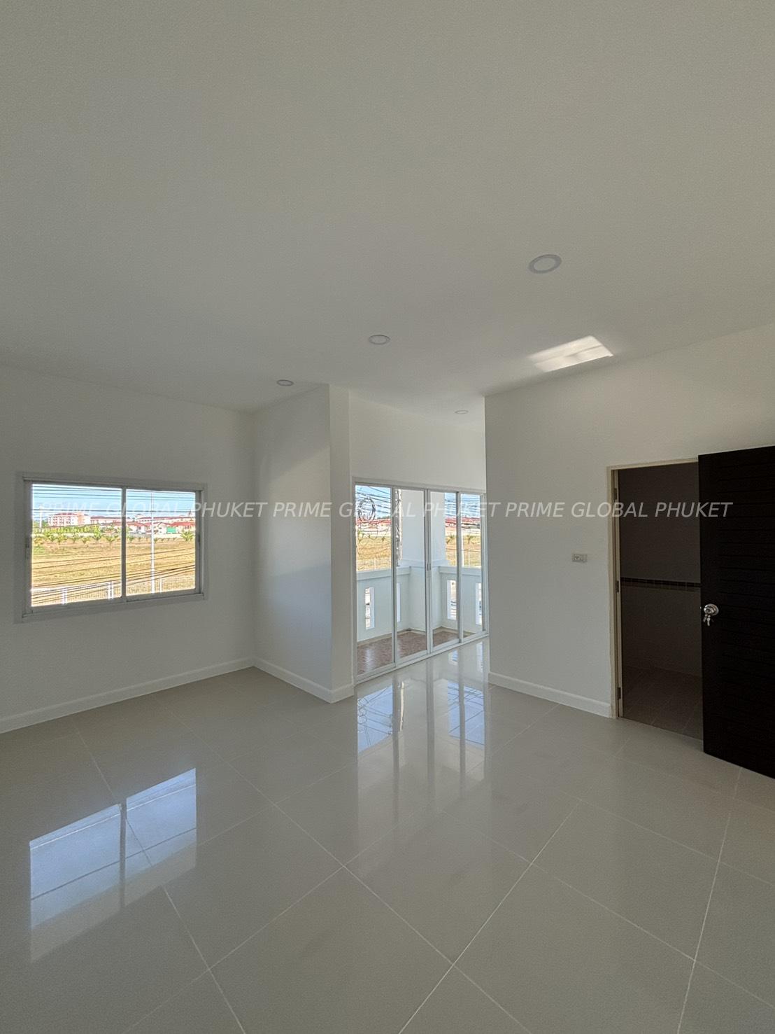 ;; Sq.m House for Rent in Naka