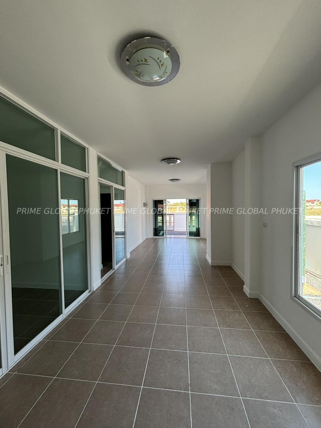 ;; Sq.m House for Rent in Naka