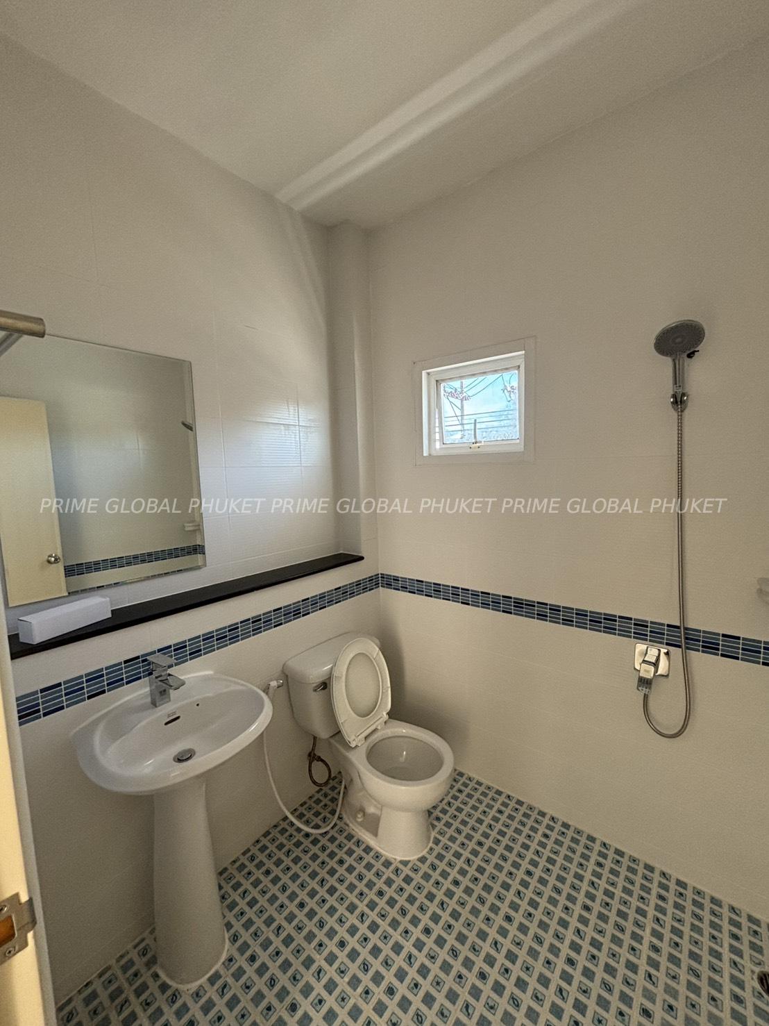 ;; Sq.m House for Rent in Naka