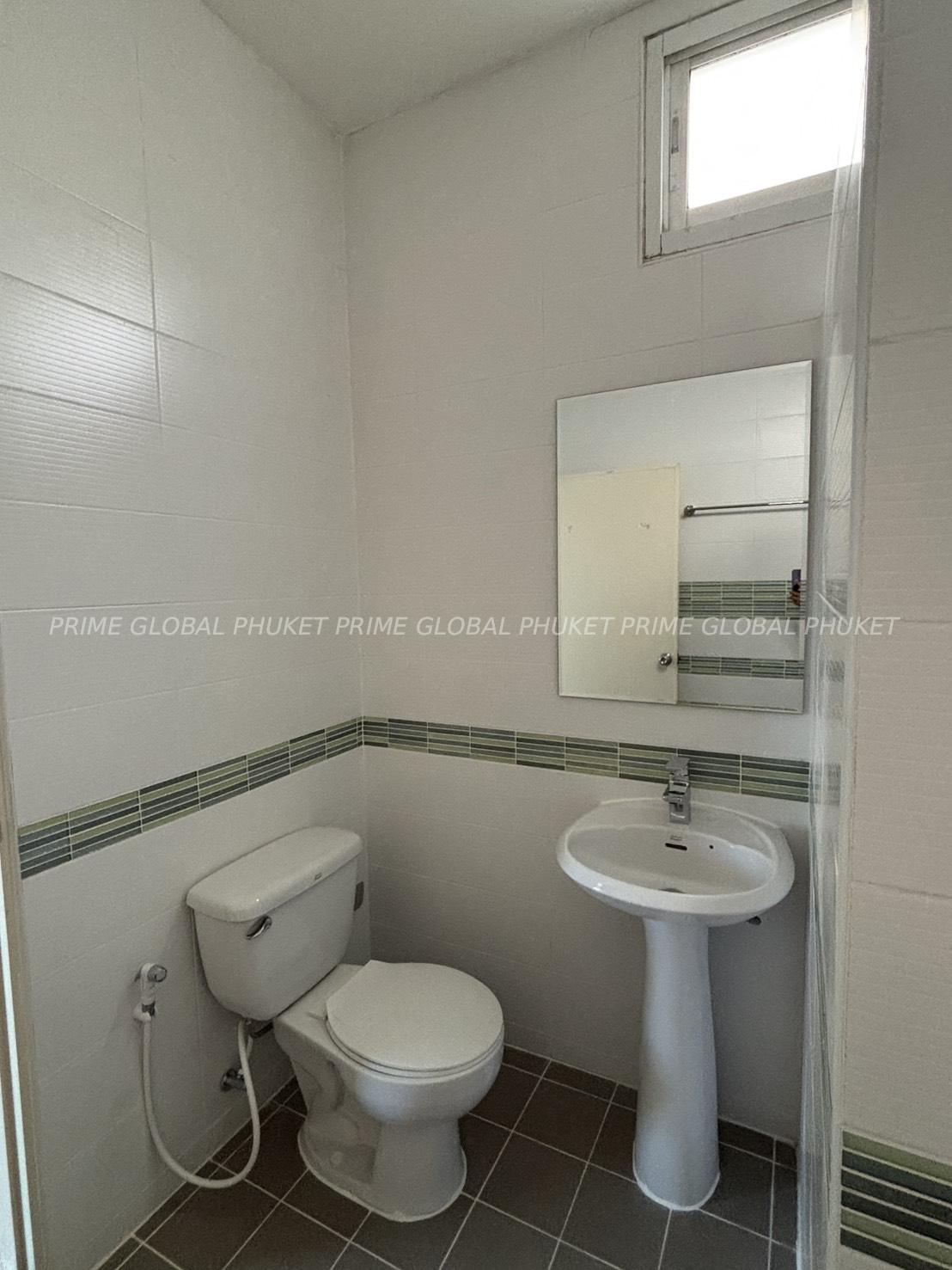;; Sq.m House for Rent in Naka