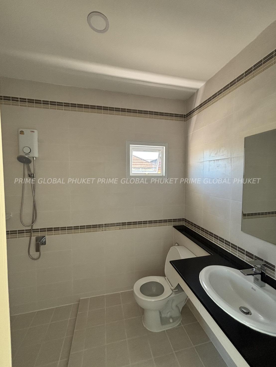;; Sq.m House for Rent in Naka