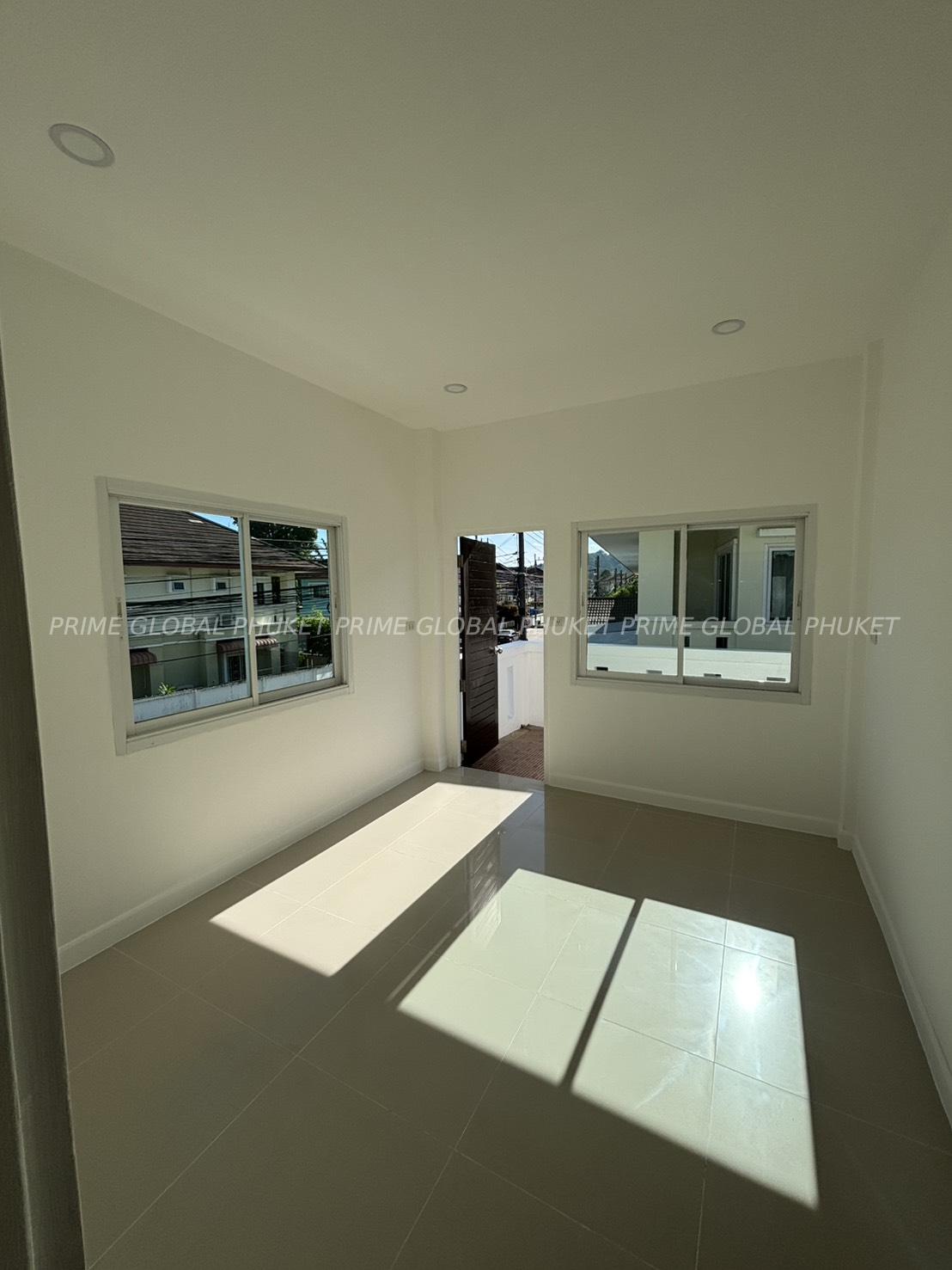 ;; Sq.m House for Rent in Naka