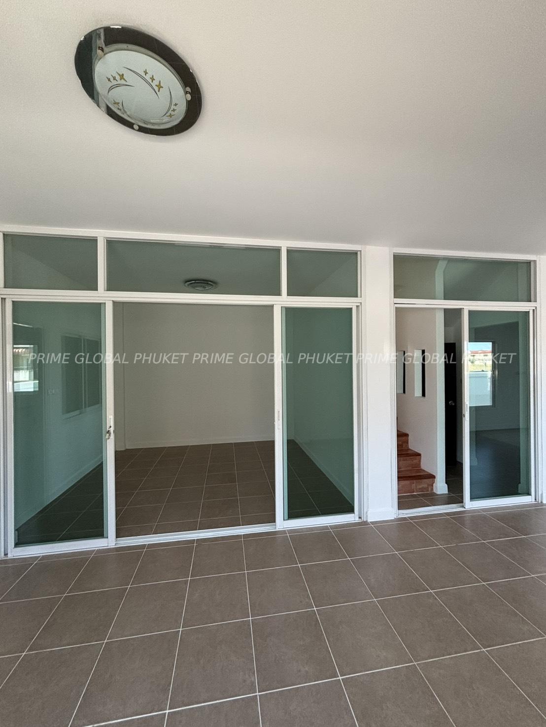 ;; Sq.m House for Rent in Naka