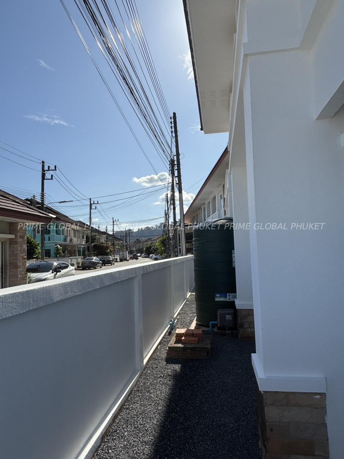 ;; Sq.m House for Rent in Naka