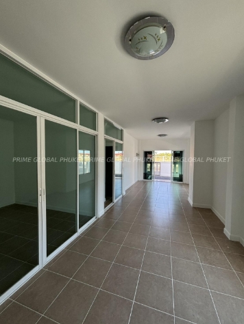 ;; Sq.m House for Rent in Naka