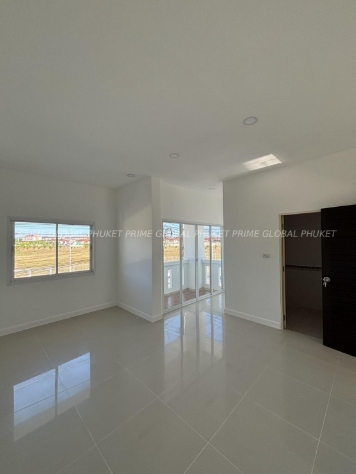 ;; Sq.m House for Rent in Naka