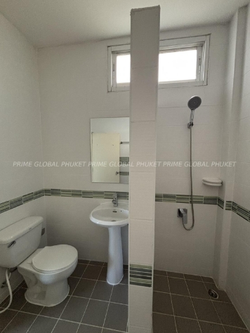 ;; Sq.m House for Rent in Naka
