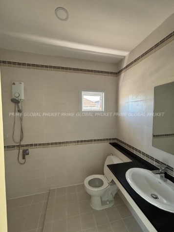 ;; Sq.m House for Rent in Naka