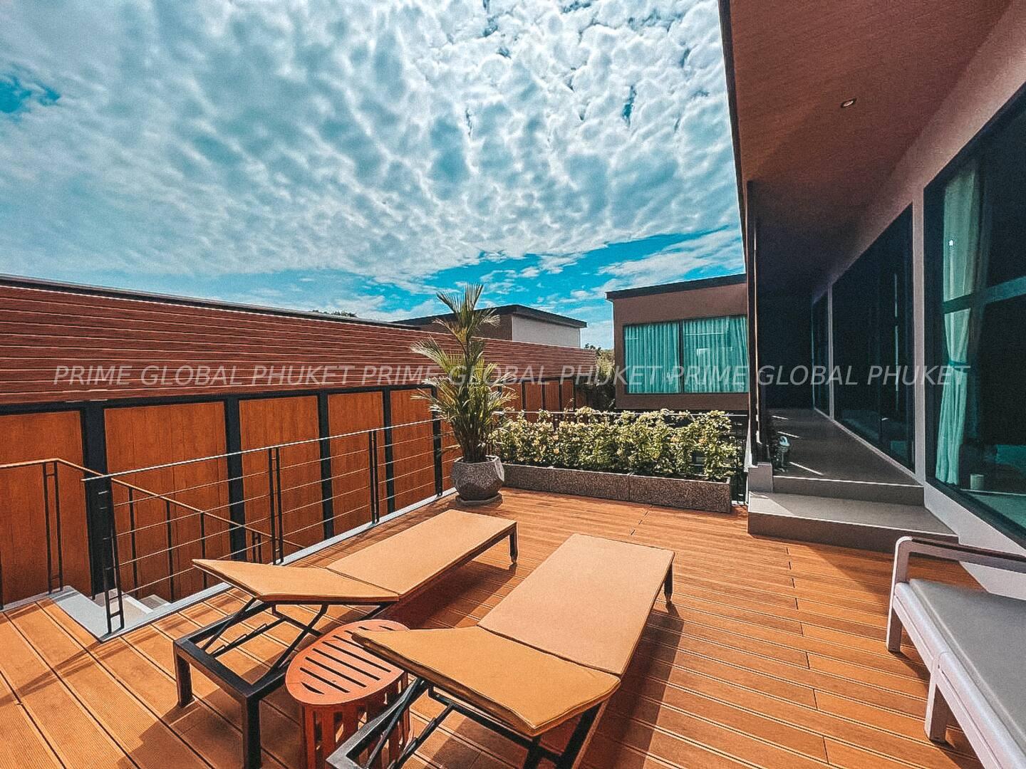 300 Sq.m Villa for Sale in Rawai
