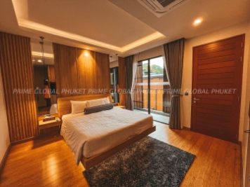 300 Sq.m Villa for Sale in Rawai