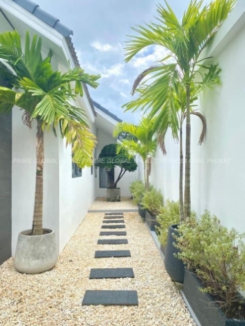 . Sq.m Villa for Sale in Kathu
