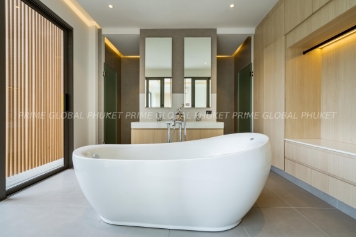 318 Sq.m Villa for Rent in Chengtalay