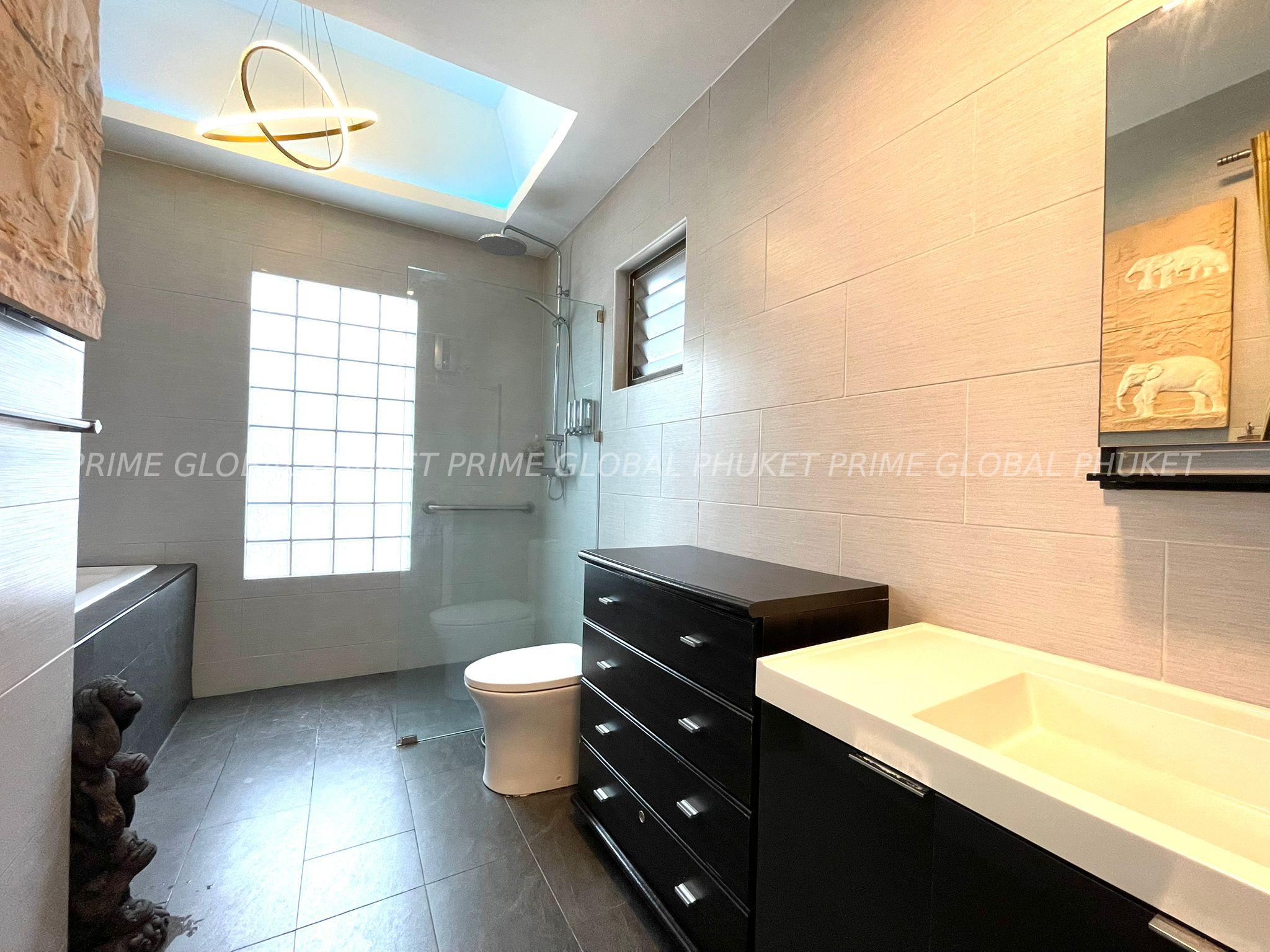 260 Sq.m House for Rent in Chalong