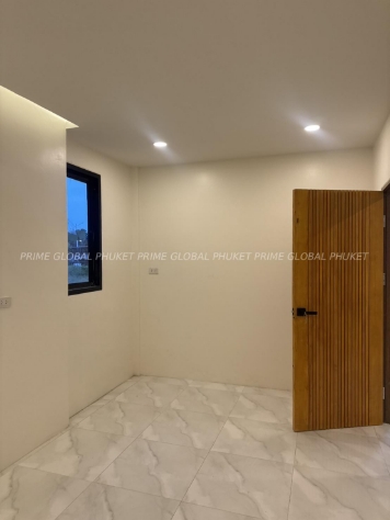 174.29 Sq.m Villa for Sale in Chalong