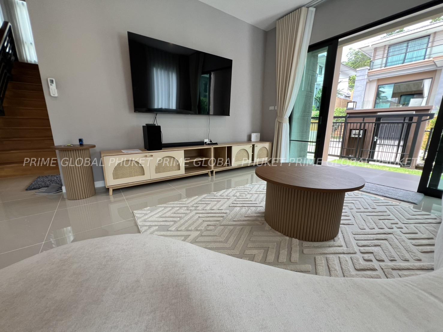 - Sq.m Villa for Rent in Kathu